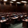 Parlamentul a adoptat proiectul de lege "mare și frumos" după un maraton nocturn