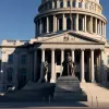 Membrii Proud Boys, condamnați pentru asaltul asupra Capitoliului, dau în judecată guvernul SUA, invocând "persecuție politică"