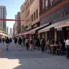 Los Angeles: Viața continuă la mică distanță de confruntările cu protestatarii