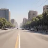 Val de căldură extremă în Iran: Teheranul închide instituțiile din cauza temperaturilor de 50°C