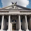 Sean «Diddy» Combs, Achitat de Trafic de Persoane și Racket, Găsit Vinovat de Infracțiuni Legate de Prostituție