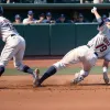 Gleyber Torres, vedeta echipei Detroit, a părăsit meciul după o lovitură cu cotul în cap