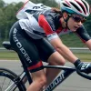 Jasper Philipsen câștigă sprintul în prima etapă a Vueltei Spaniei: Analiză și rezultate