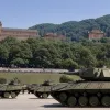 Paradă militară grandioasă la Beijing: China își demonstrează unitatea cu aliații pe fondul tensiunilor cu SUA